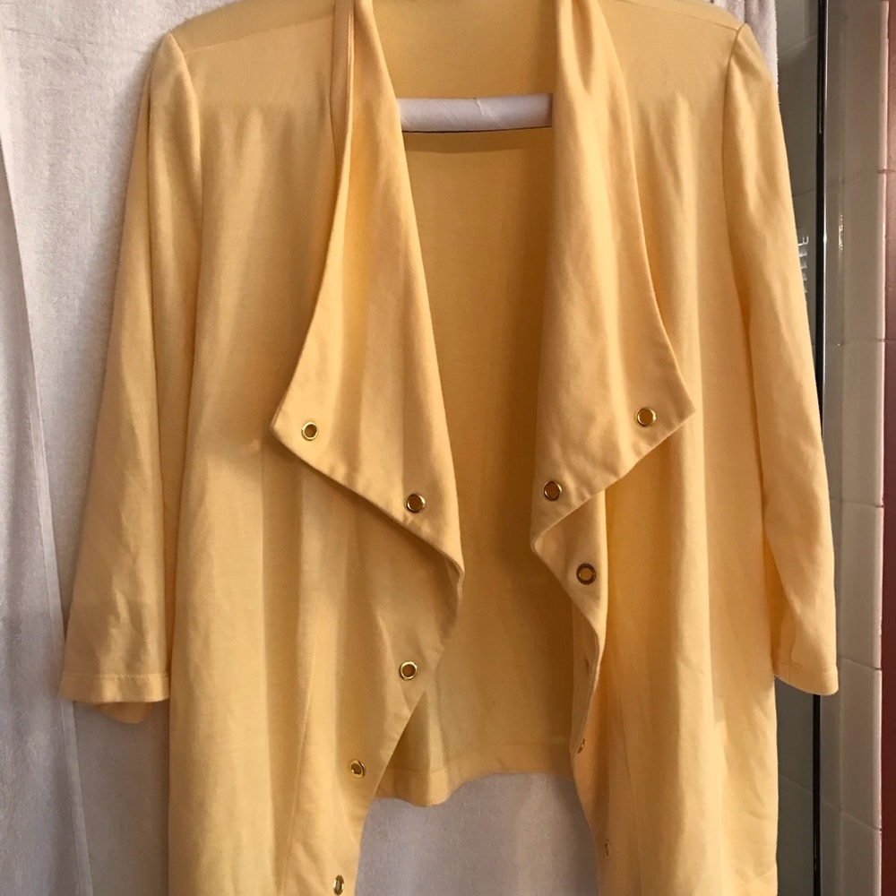 New never use, no tag. Chico’s Cardigan, size 3